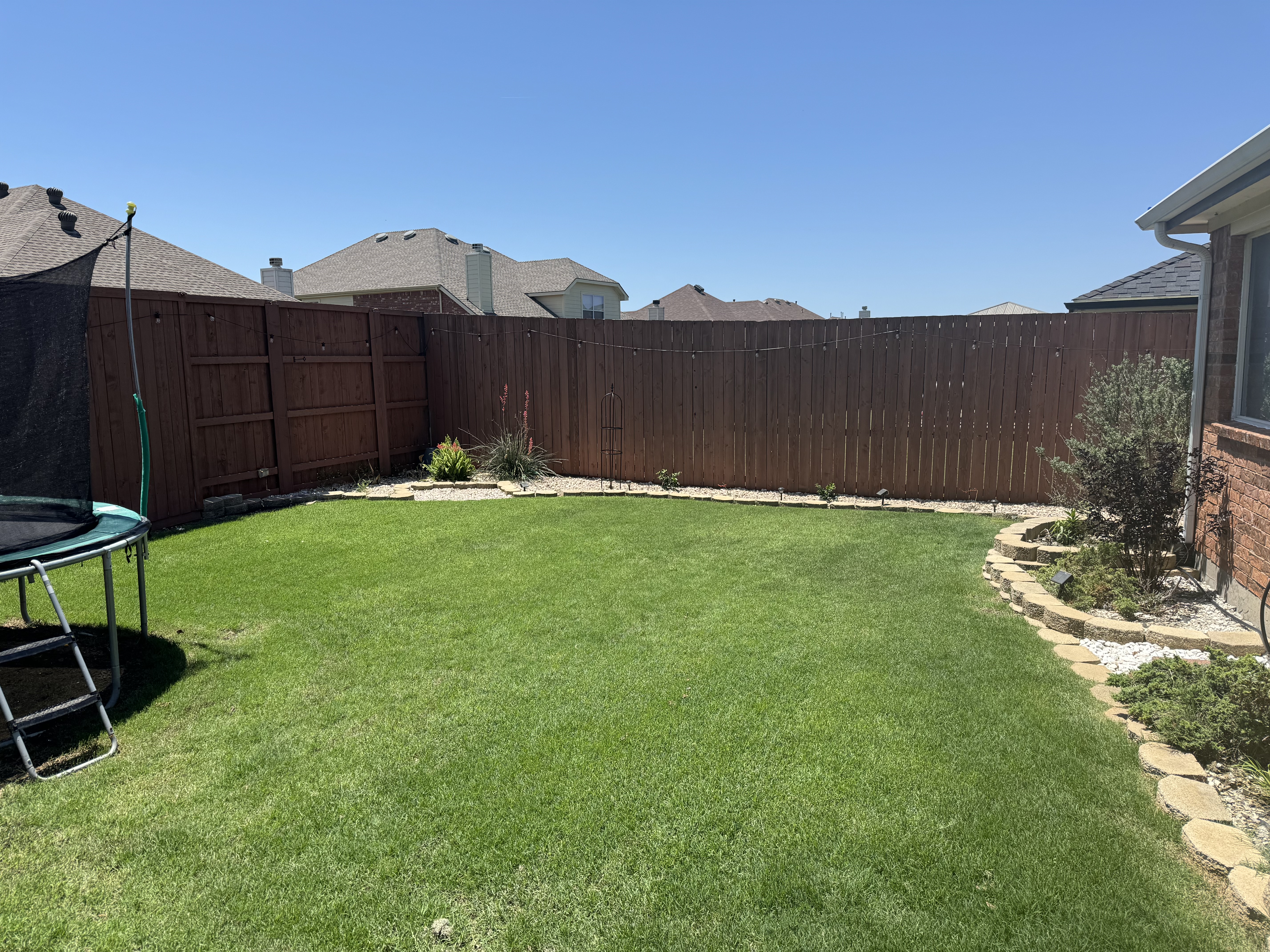 Lewisville Lawn Care | Ryno Lawn Care in Lewisville,TX