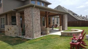 landscaping service outdoor kitchen