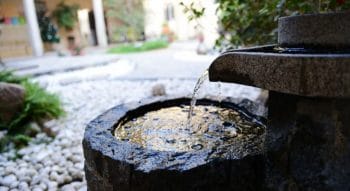 outdoor water fountain