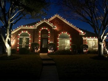 holiday decorations outside